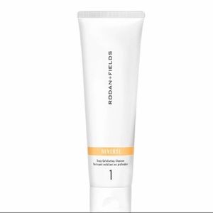 R&F New Reverse exfoliating wash. NEW!! SEALED!!